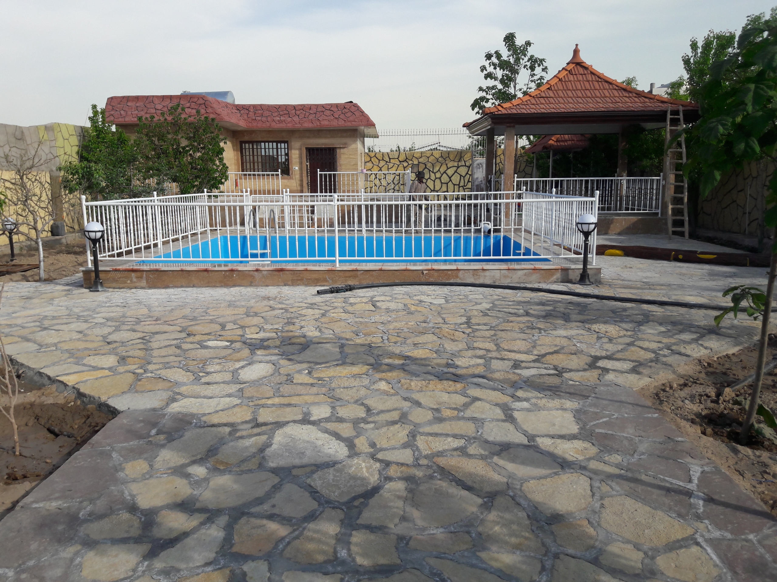 خدمات دفتر پیمانکاری برادران محمد زاده ریحان