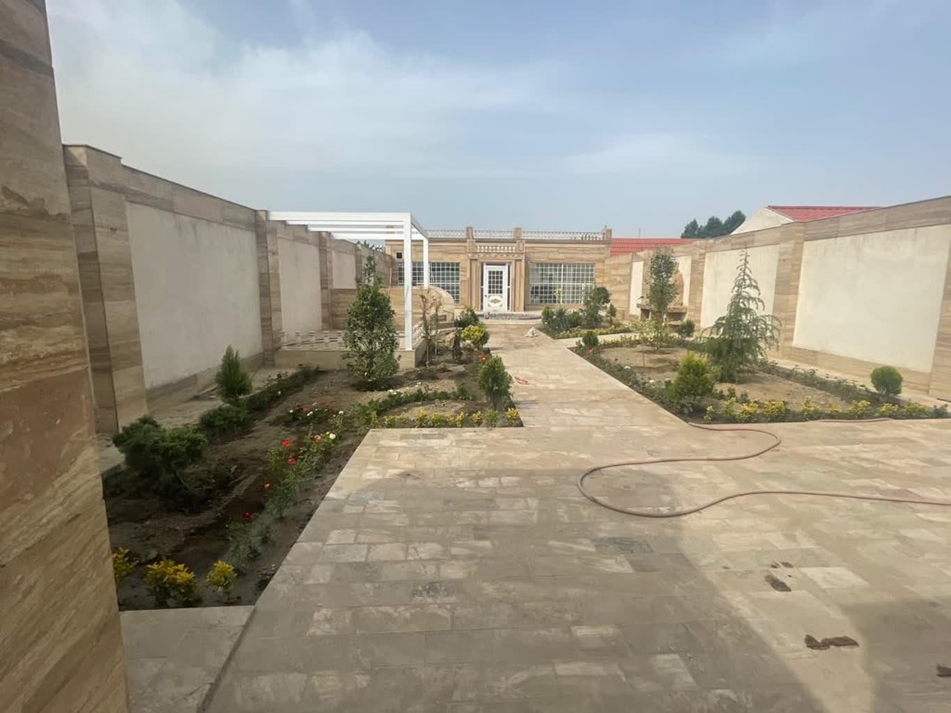 ساخت انواع باغ و ویلا صفر تا صد